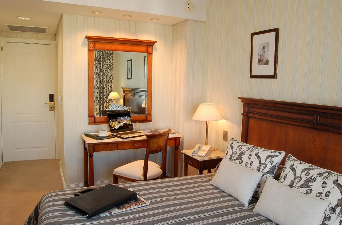 Howard Johnson Hotel 9 De Julio Avenue Buenos Aires Room photo